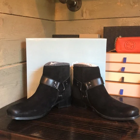 Seychelles charming ankle bootie in black suede - Picture 5 of 13